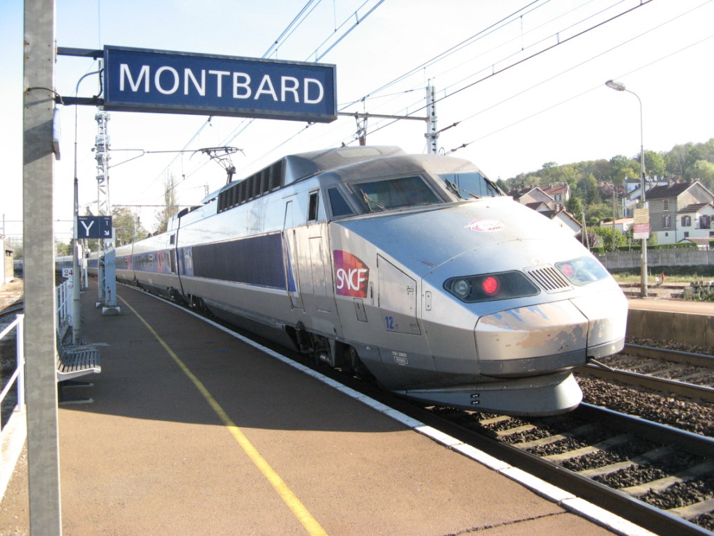 TGV Montbard